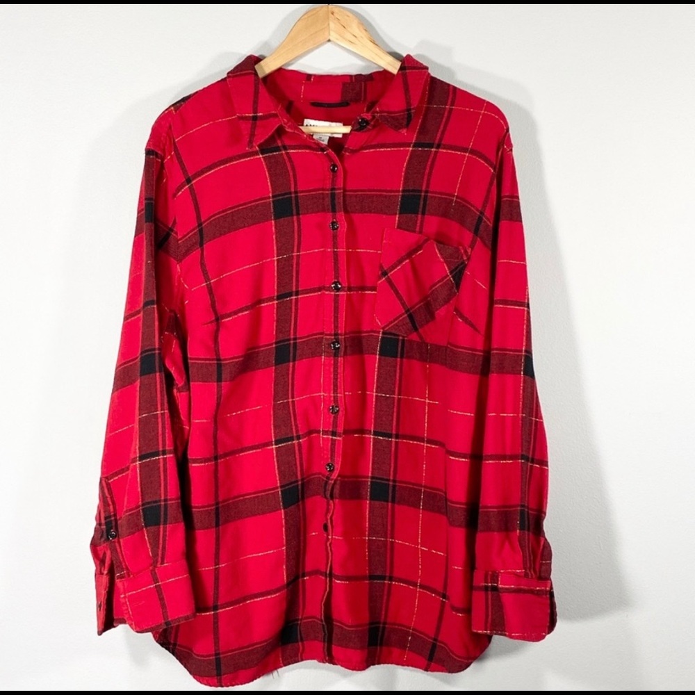 TARGET AVA & VIV PLUS PLAID BUTTON DOWN